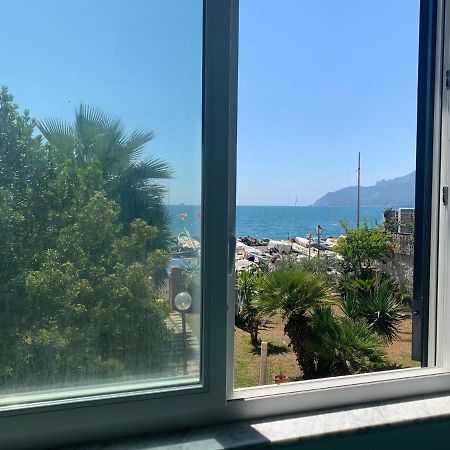 Il Viandante Sul Mare Salerno Exterior foto